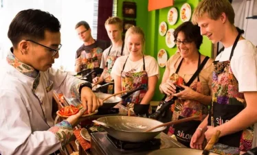 Silom Thai Cooking School 4 day, 3 night package