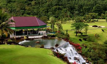 Discover golfing in islands at Phang Nga and for 4D3N