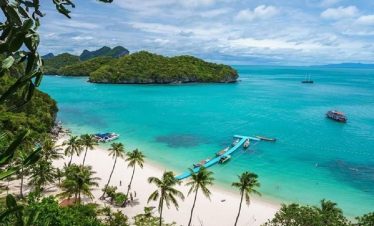 Boutique Cruise To Angthong Marine Park