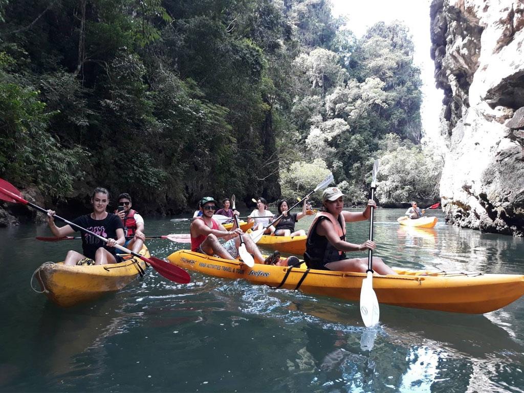 Kayak Ao Thalane