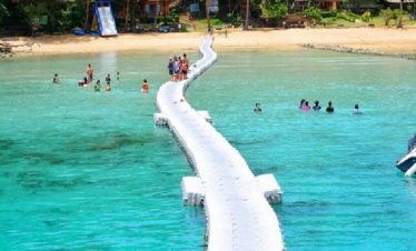 Snorkeling Day Trip: Wooden Boat Tour + Lunch - 4 Islands