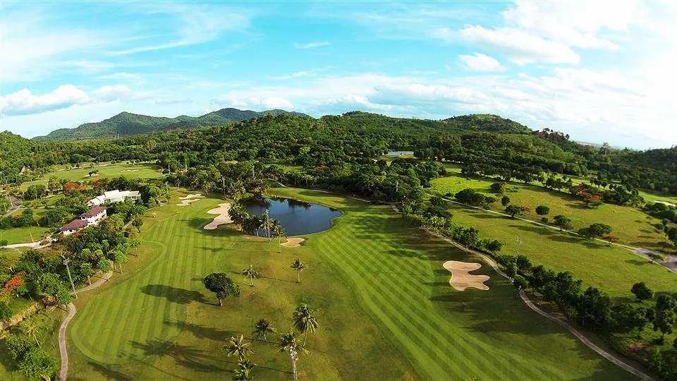 Photo Credit: Laem Chabang International Country Club / Golf tourism Thailand